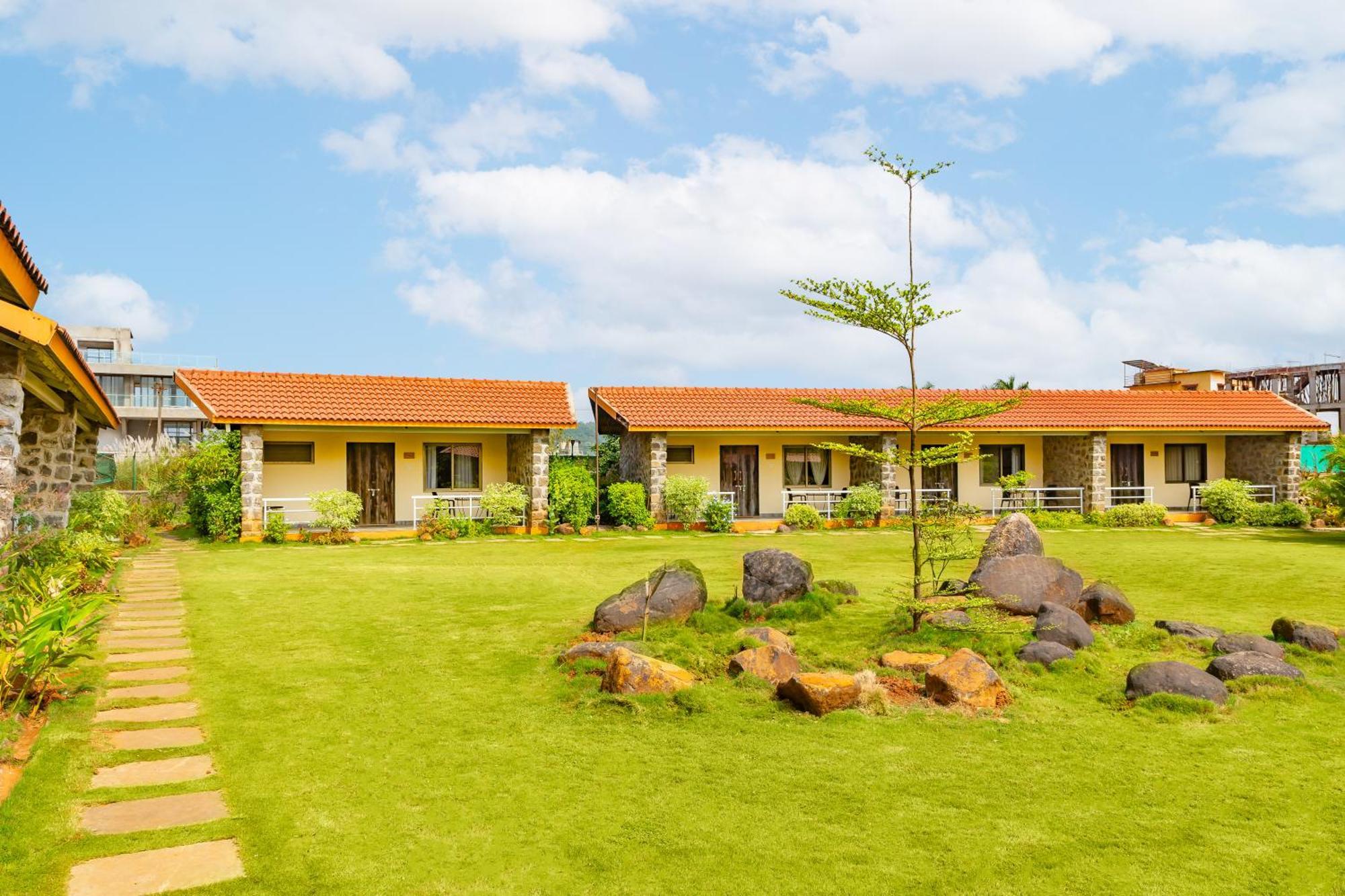 Casa Amora Lonavala Kültér fotó