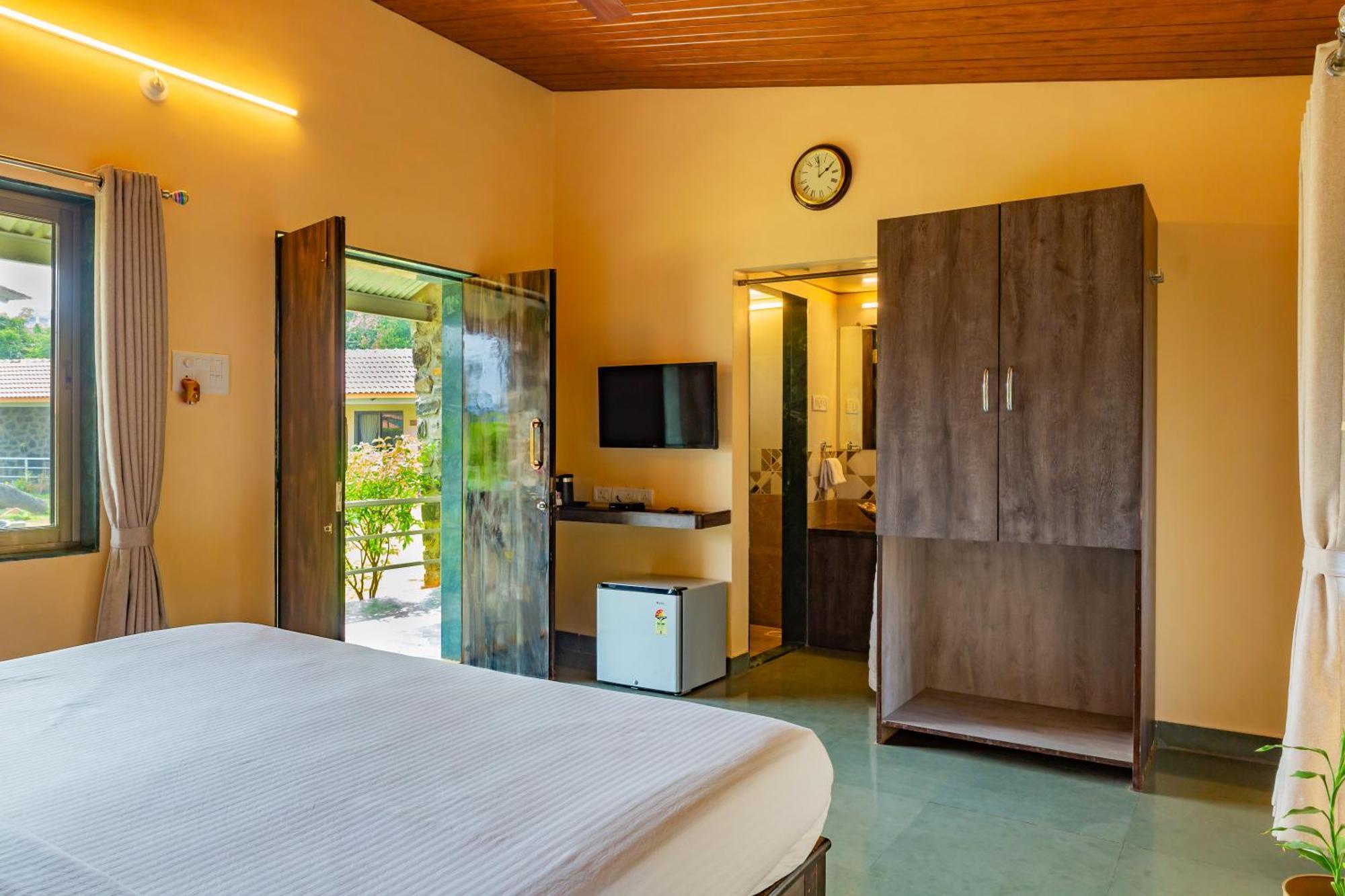 Casa Amora Lonavala Kültér fotó